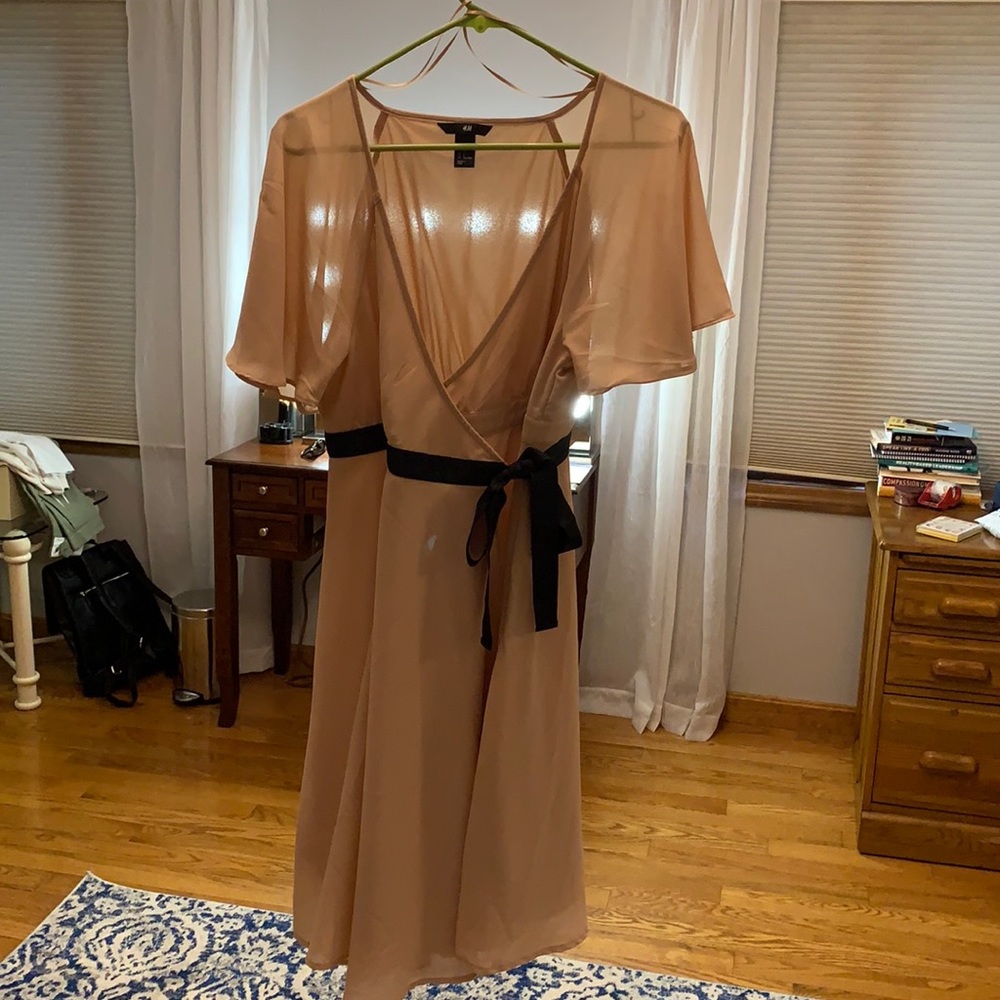Cream and black dress with bow from H&M